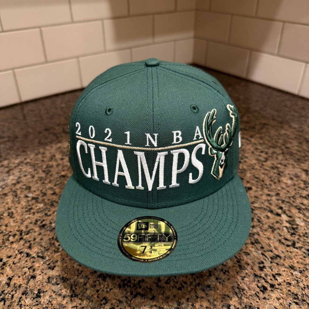 Milwaukee Bucks Hat New Era 59FIFTY Men's 7 3/4 Green 2021 NBA Champs New